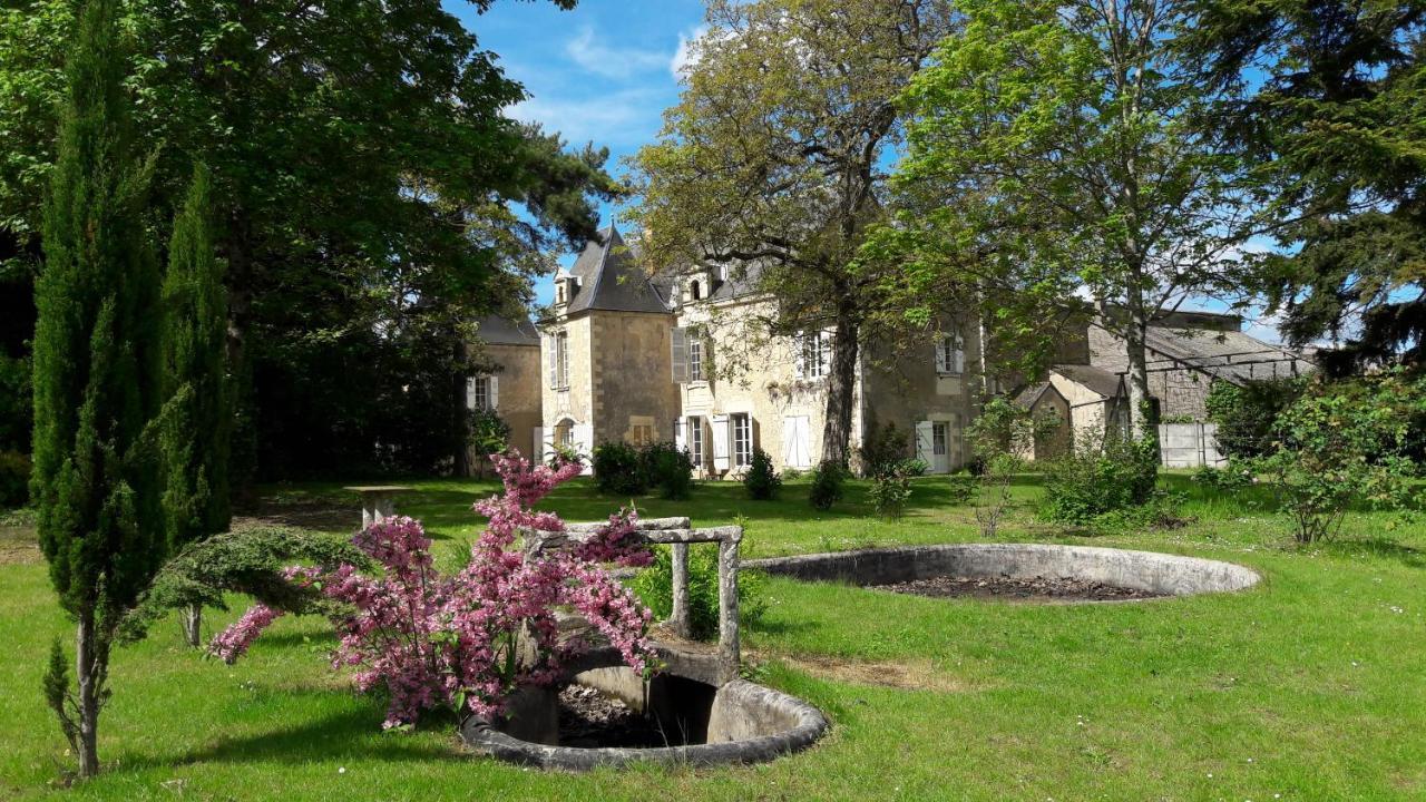 Manoir Du Bellay Panzió Montreuil-Bellay Kültér fotó